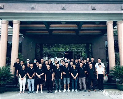 藝術涂料商學院“扶”能加盟商，點亮致富明燈！